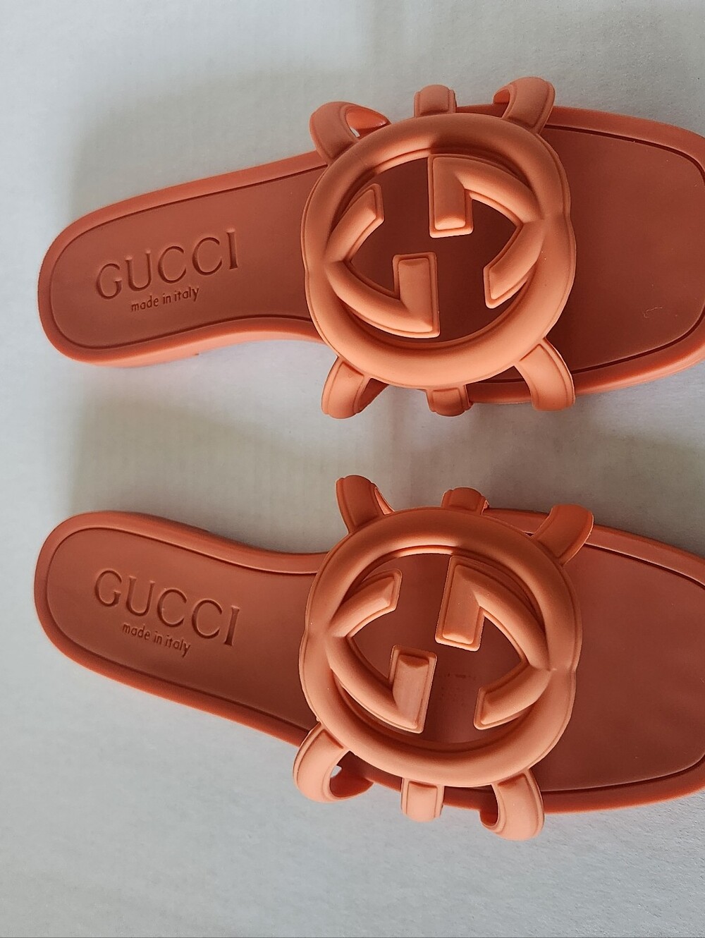 Gucci Coral-Orange Interlocking GG Rubber Slide Sandals